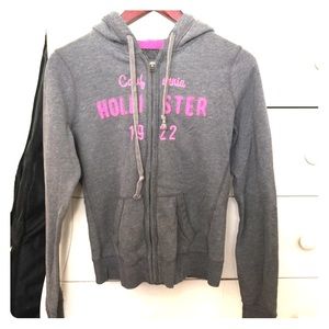 Hollister Zip Up Hoodie!